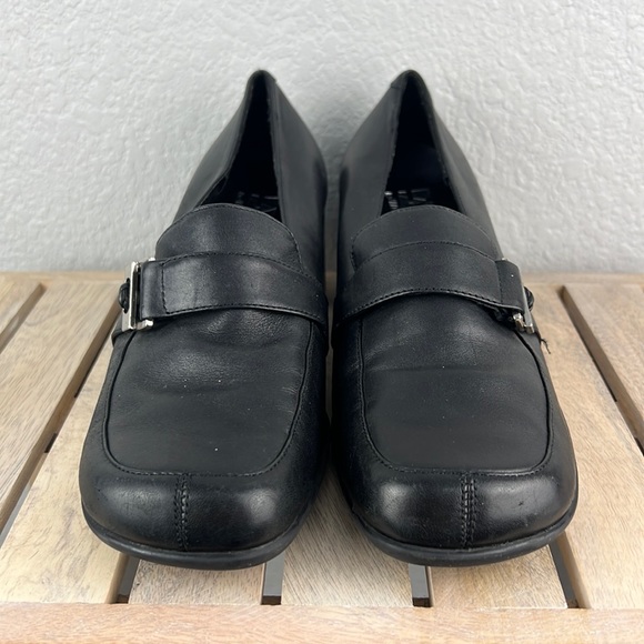 A2 By Aerosoles Leather Buckle Detail Slip On Loafer Black Size 7 Heel Height 2" - Picture 1 of 10